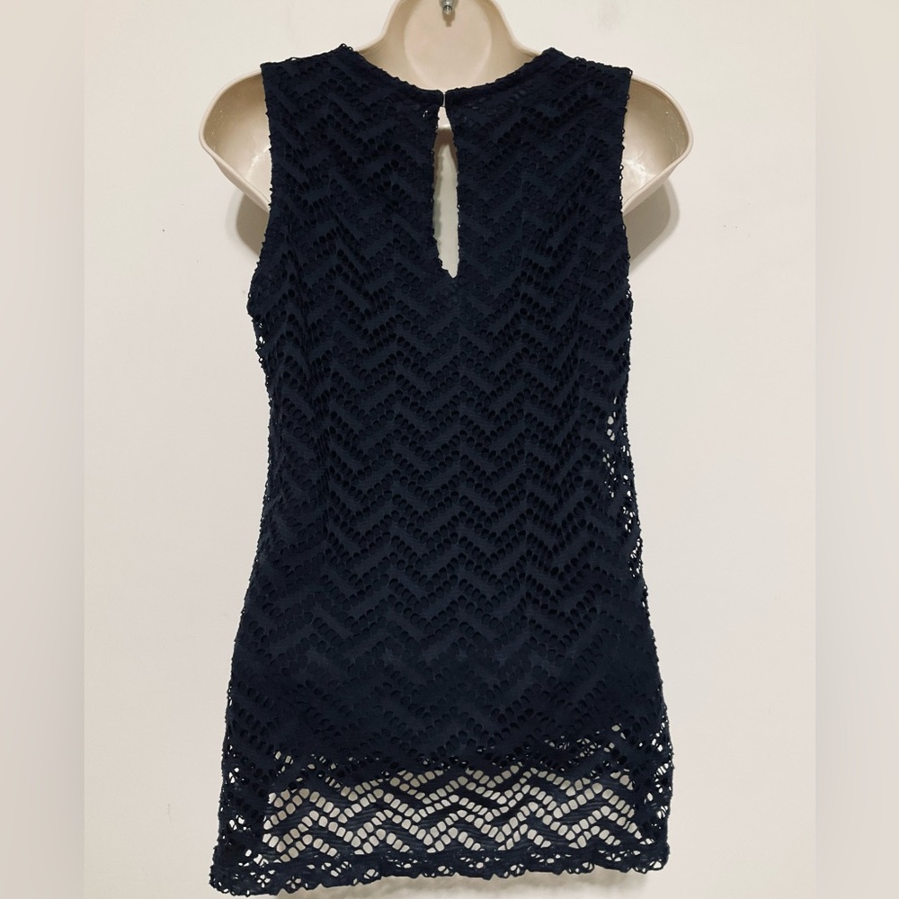 Banana republic Sleeveless eyelet top - Picture 6 of 8